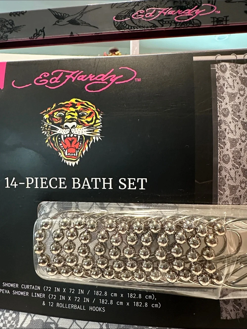 NWT Ed Hardy Black & Gray (14) Piece Shower Curtain Set with Fabric/Plastic.